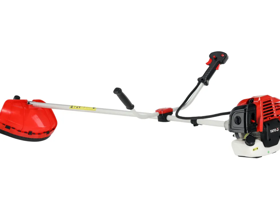 KOSA SPALINOWA Z DODATKOWYM WYPOSAŻENIEM POJ. 52CM3