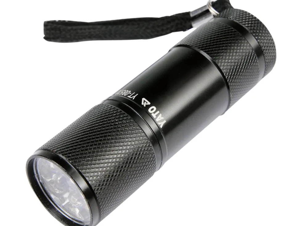 LATARKA ALUMINIOWA, 9 LED, CZARNA