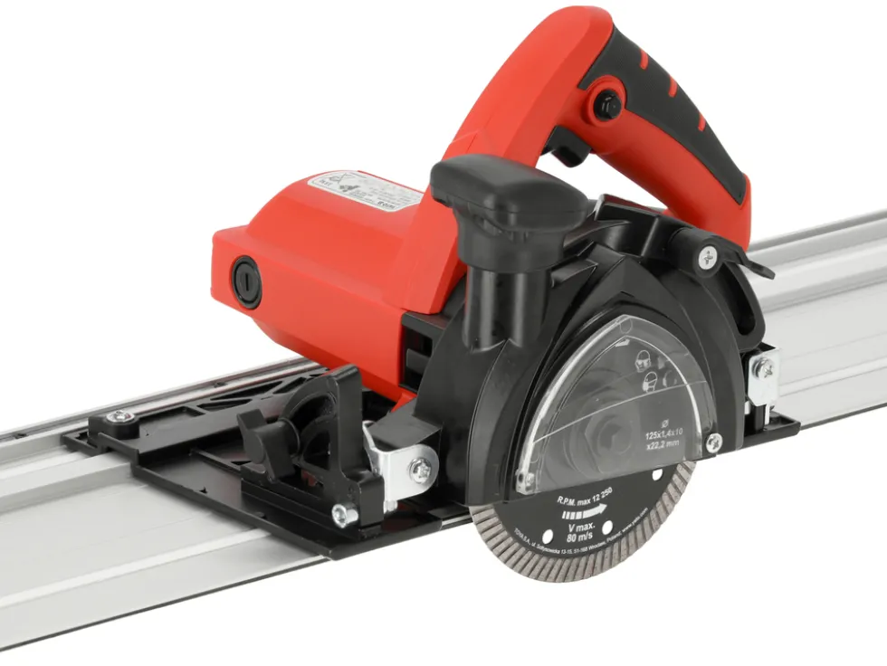 PRZECINARKA Z PROWADNICĄ 125MM 1400W DO GRESU, Z FUNKCJĄ FAZOWANIA PŁYTEK ORAZ PRZYŁĄCZEM DO ODKURZACZA