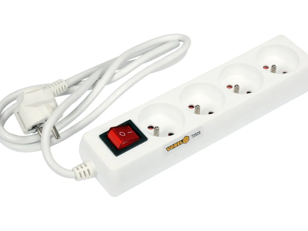 PRZEDŁUŻACZ ELEKTRYCZNY, BIAŁY, 4 GNIAZDA Z UZIEMIENIEM, 1,5M Z WYŁĄCZNIKIEM