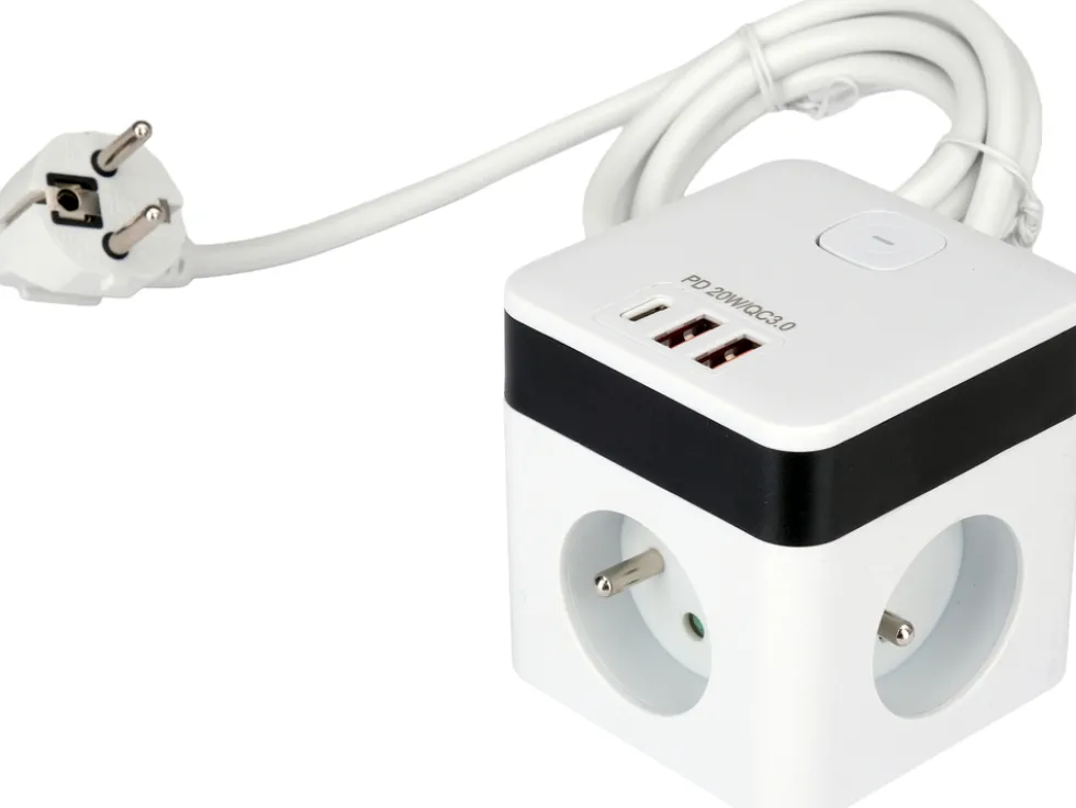 PRZEDŁUŻACZ KOSTKA Z USB 3 GNIAZDA Z/U 1,5M