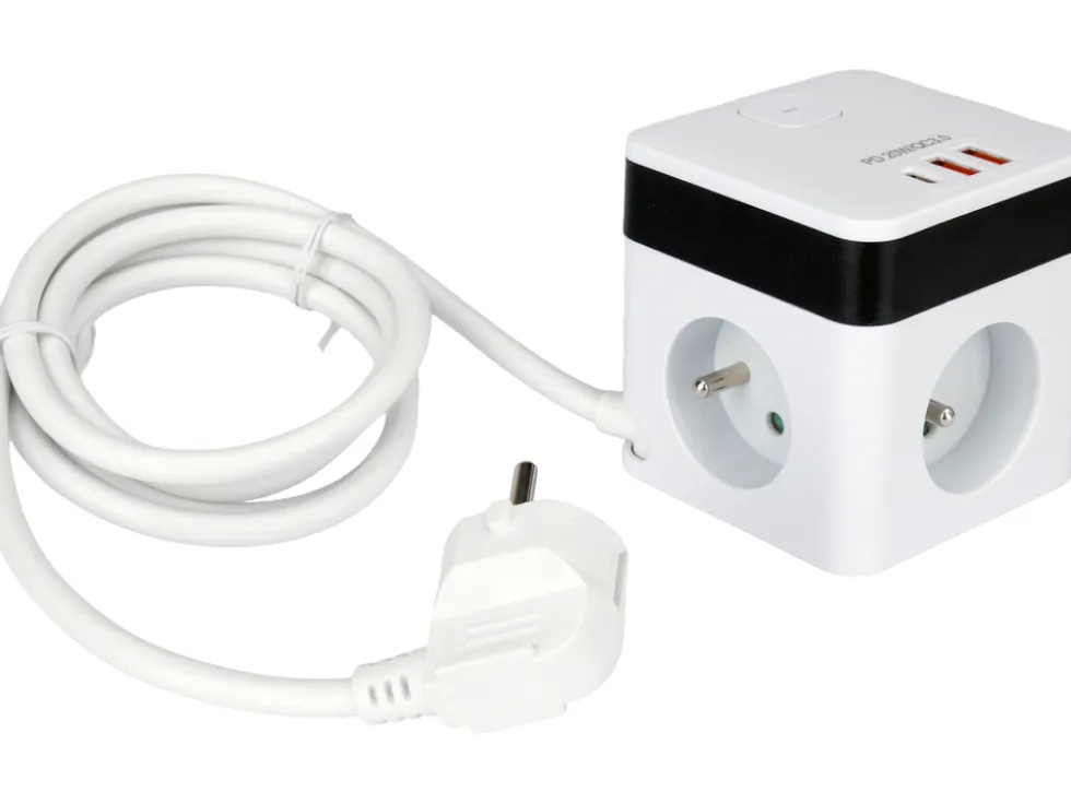 PRZEDŁUŻACZ KOSTKA Z USB 3 GNIAZDA Z/U 1,5M