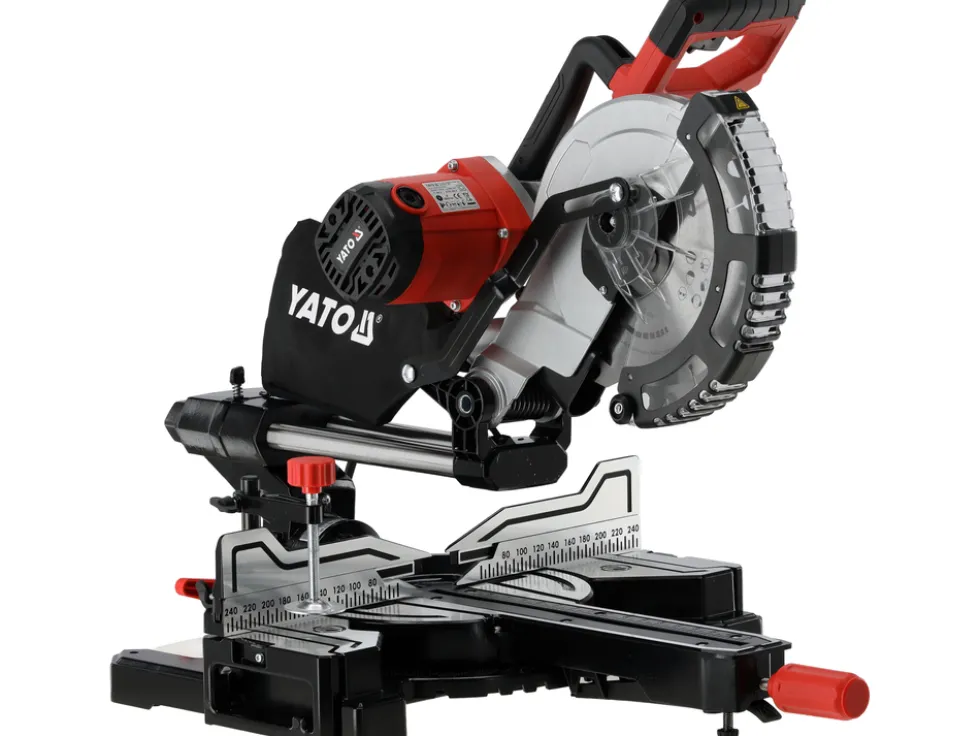 UKOŚNICA PRZESUWNA Z LASEREM 255 MM 1800 W 40T